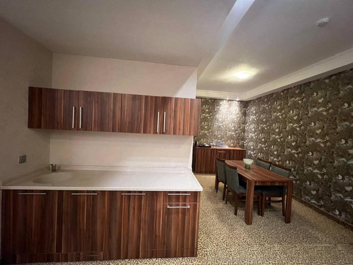 Jouhayna Hotel&Suite Erbil Exteriör bild